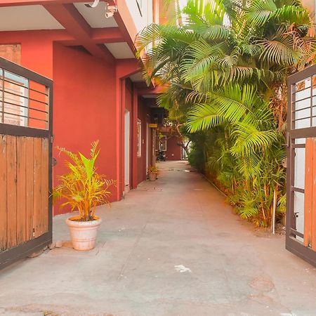Naksha Tree Hotels- Ramapuram Chennai Exterior photo