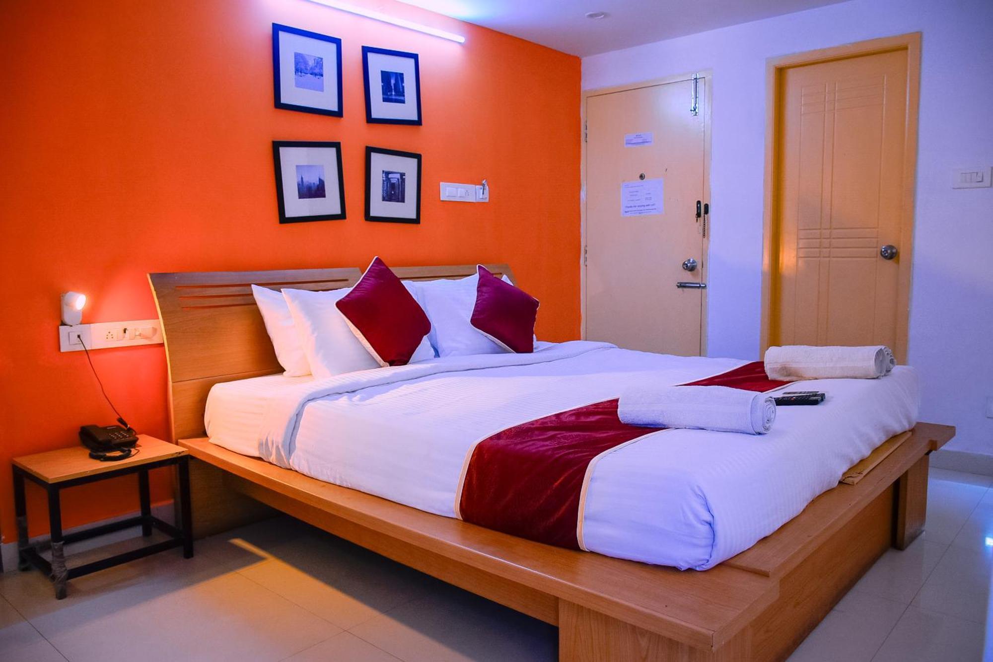 Naksha Tree Hotels- Ramapuram Chennai Exterior photo