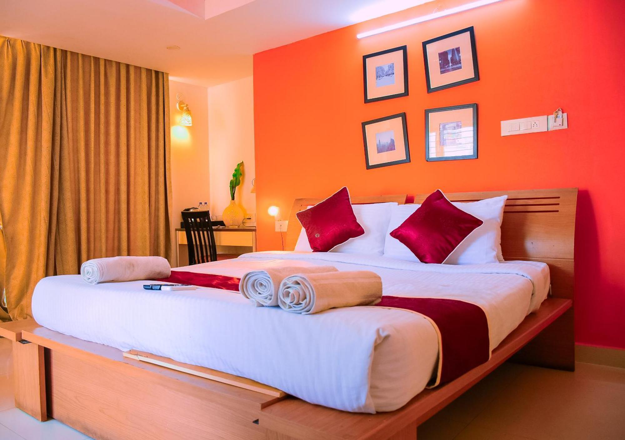 Naksha Tree Hotels- Ramapuram Chennai Exterior photo