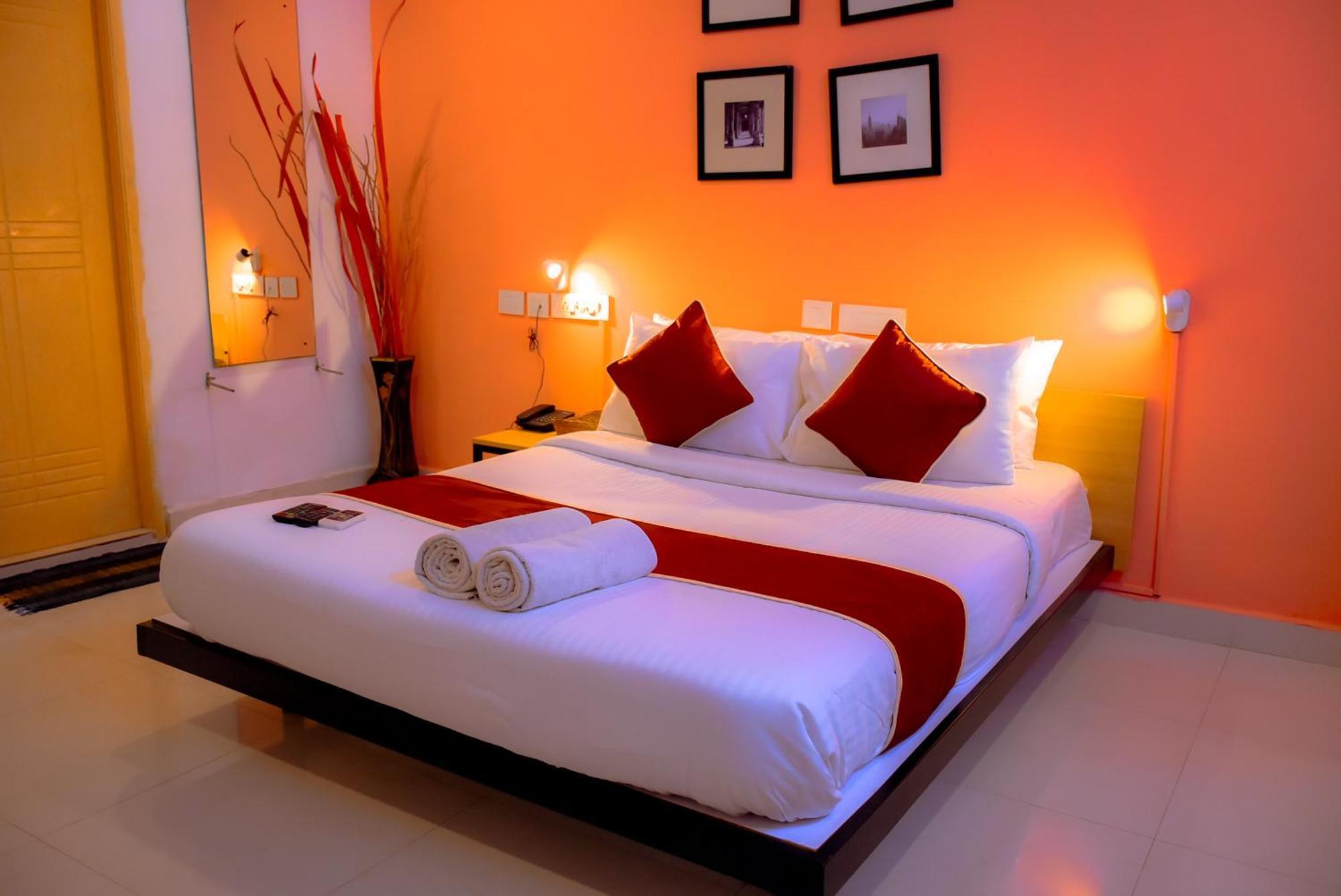 Naksha Tree Hotels- Ramapuram Chennai Exterior photo